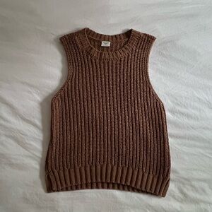 Abercrombie & Fitch Sleeveless Knit Sweater in Brown